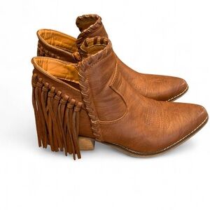 Women’s Fringe Cowgirl Ankle Boots in Brown